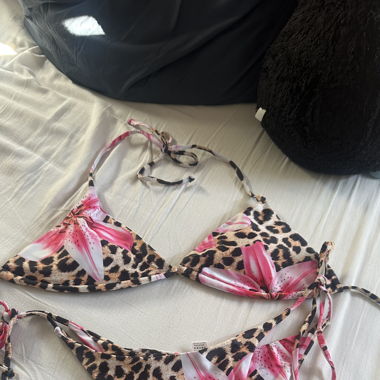 Bikini Leopard