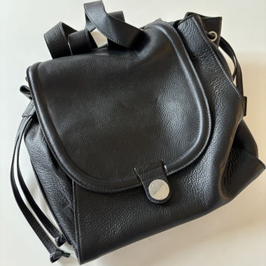 WHISTLES backpack / ASTOR / black