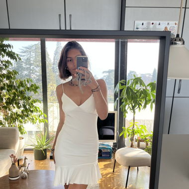 robe blanche asymétrique 