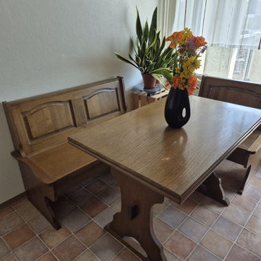Table de salle a manger en bois