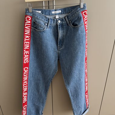 Calvin Klein Jeans 