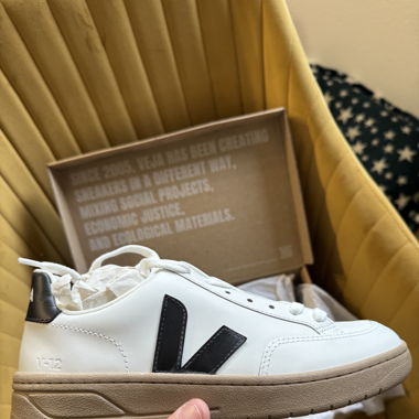 Veja V12 taille 38