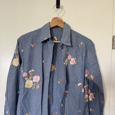 Chemise à fleurs