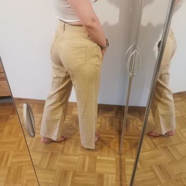 Pantaloni beige a gamba larga M