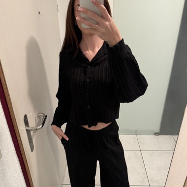 Black Pleated Set