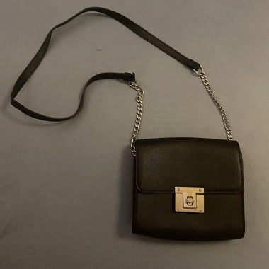 black handbag