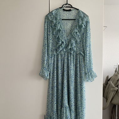 Zara Kleid