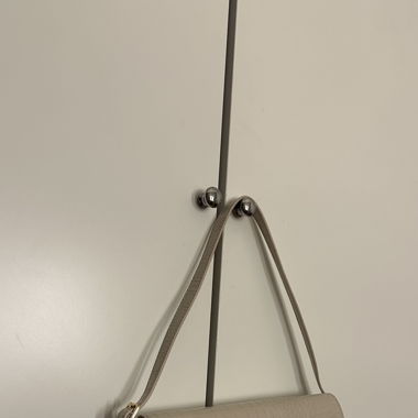 Eine Beige Tasche 