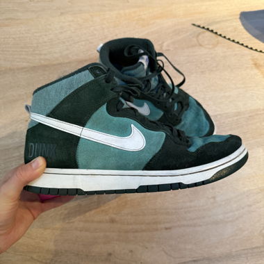 Nike Dunk High Sneakers