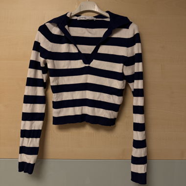 Top a righe Bershka