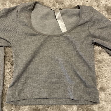 Top grigio
