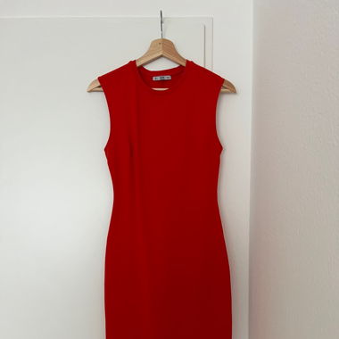 Red knee length dress from ZARA size S