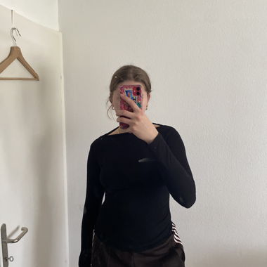 Black long-sleeve shirt