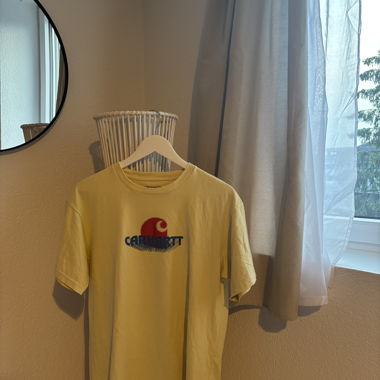 Carhartt t-shirt