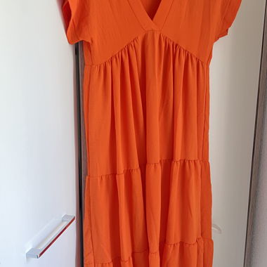 Oranges Sommerkleid