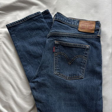 vintage levis straight leg jeans