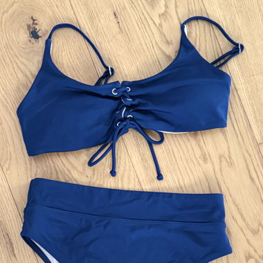 Bikini blau