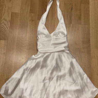 Abito Zara in raso bianco