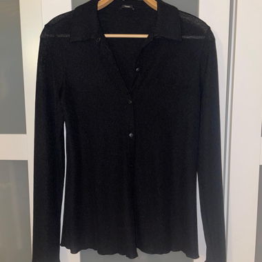 Black Shirt 