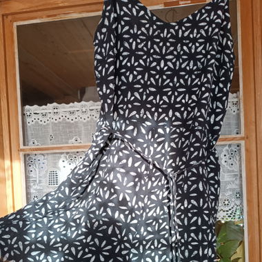 Robe-short d'été à motif (SIZE EU 36)