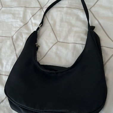 Black Shoulder Bag