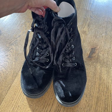 Bottes en velours noires