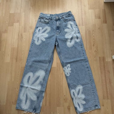 Pantaloni a fiori