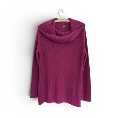 Turtleneck sweater 