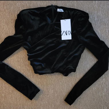 Zara black cropped velvet Top