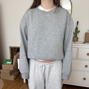 grey hoodie