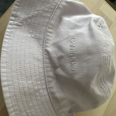Chapeau baquet Calvin Klein