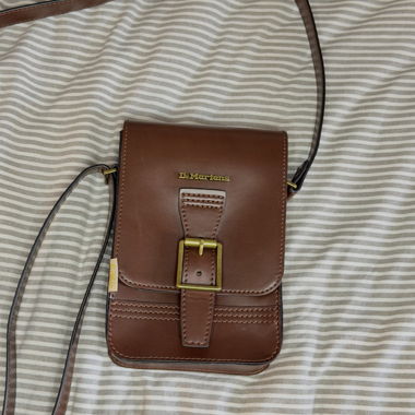 Sac bandouliere Dr. Martens