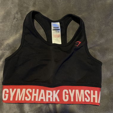 Reggiseno sportivo Gymshark nero e rosso