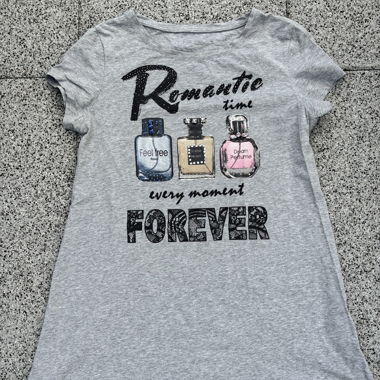 T-Shirt mit Steinchen, Gr. S