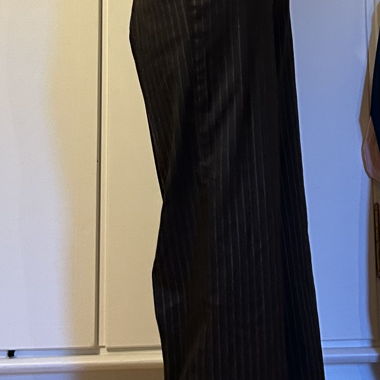 Pantalon ample en tissu rayé