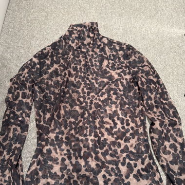 Tiger top