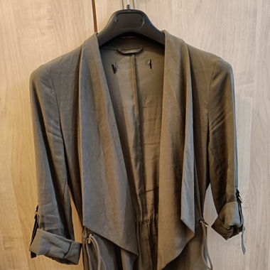 Dünne Jacke / Blazer von Zara Grösse XS