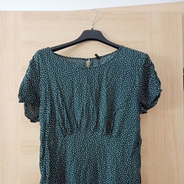 Green blouse