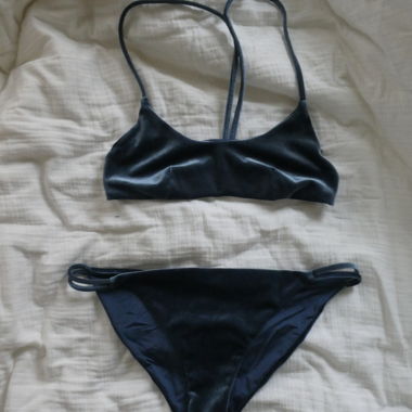 bikini in velluto blu
