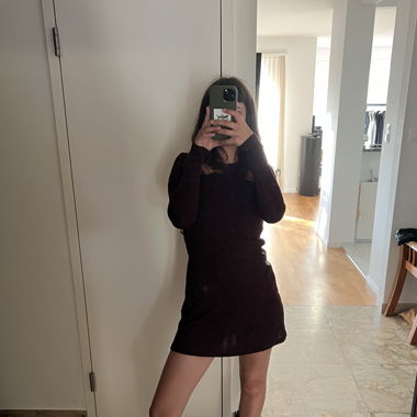 Burgundy long sleeved dress