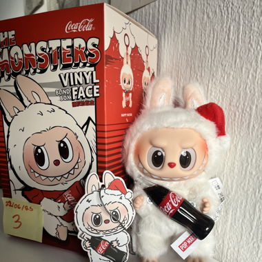 Labubu Coca-Cola
