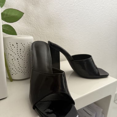 Mule à talons noire 