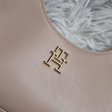 Sac épaule Tommy Hilfiger beige