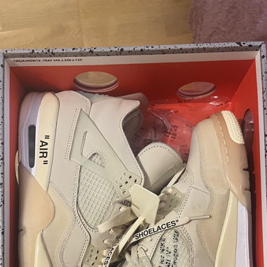Air Jordan 4 Off White Grösse 44