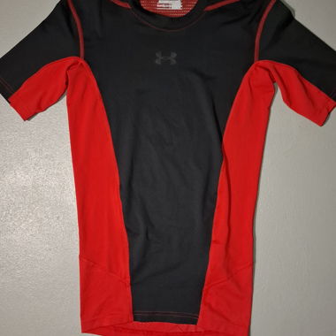 Kompressionsoberteil von Under Armour