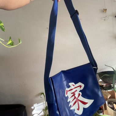 Borsa blu 