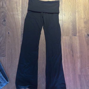 Pantaloni a zampa nera