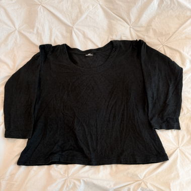 T-shirt noir à manches longues