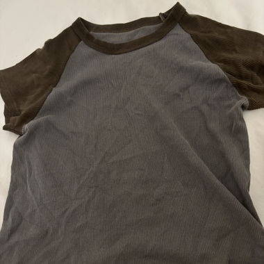 Brandy Melville tee