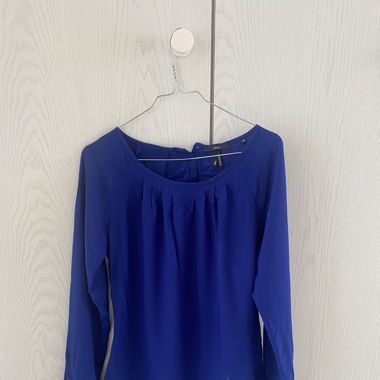 Schöne Bluse schönes Marineblau